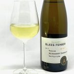 Blees-Ferber Neumagener Sonnenuhr Riesling Non Plus Ultra fast trocken 2017 mit Glass