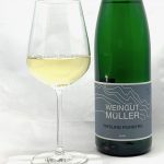 Stefan Müller Riesling feinherb 2018 mit Glass