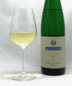 Querbach Q1, Oestrich Lenchen 2012 mit Glass