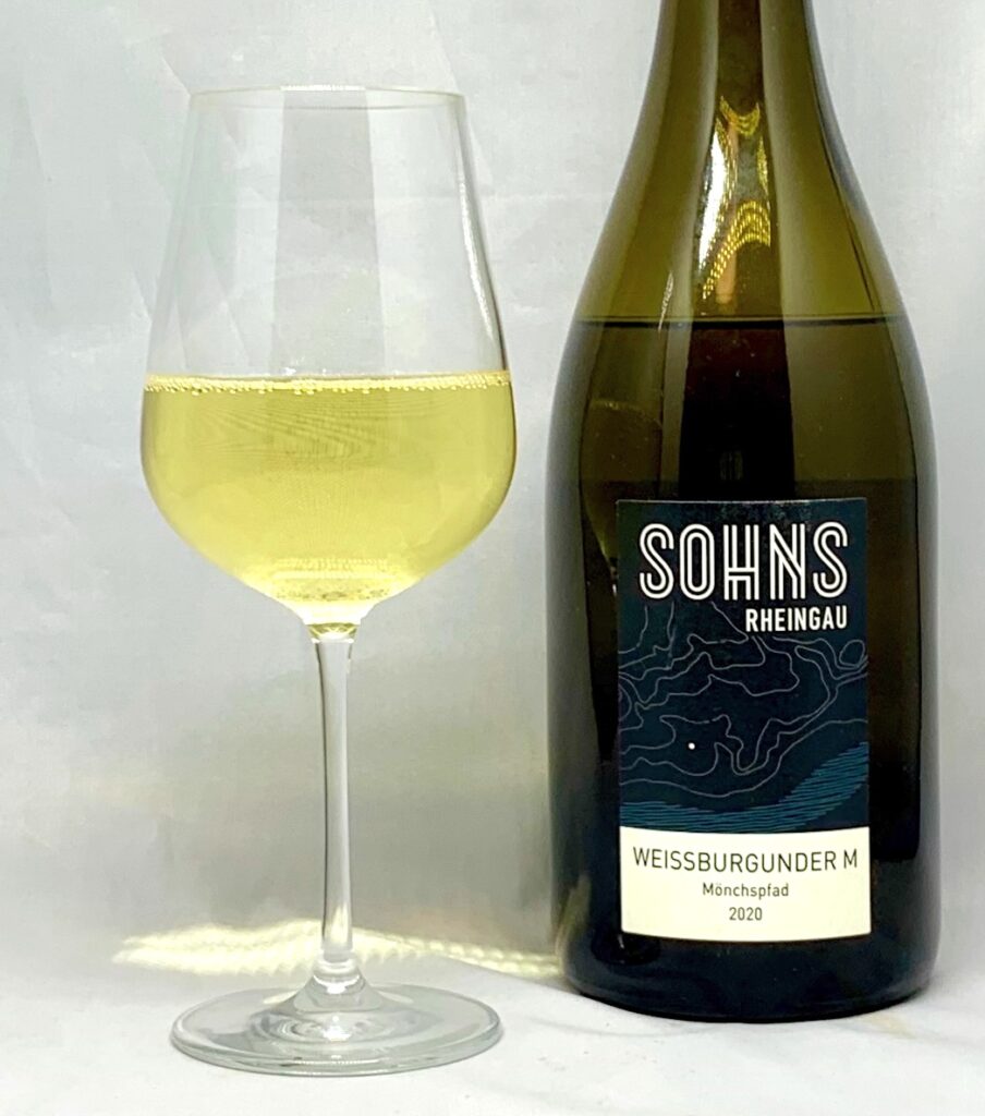 Weingut Sohns Geisenheimer Mönchspfad Weißburgunder M trocken 2020 mit Glass