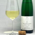 Steffens-Keß Reiler Goldlay Riesling Kabinett trocken 2022 mit Glass