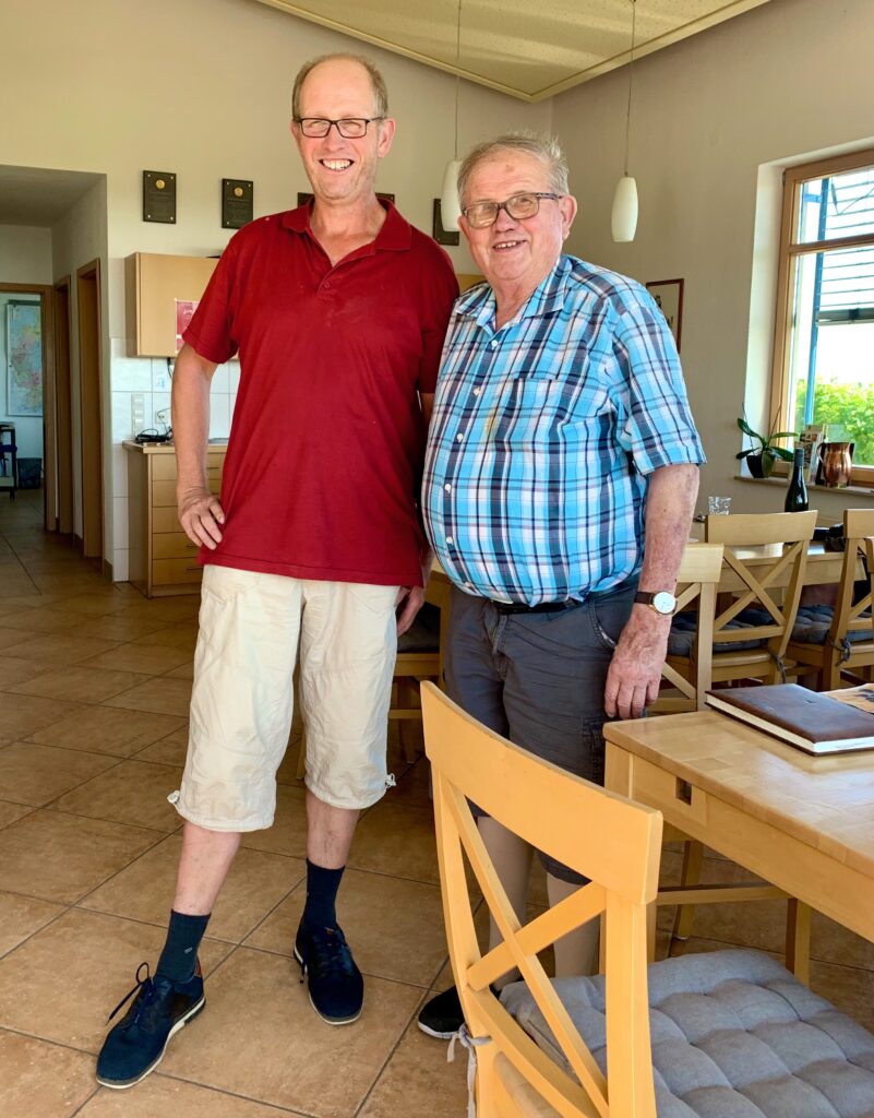 Herrn Michael und Rudi Möwes von Weingut Möwes