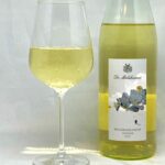 Dr. Melsheimer Weißburgunder trocken 2022 mit Glass