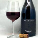 Dillmann Geisenheimer Kläuserweg Spätburgunder trocken 2019 mit Glass