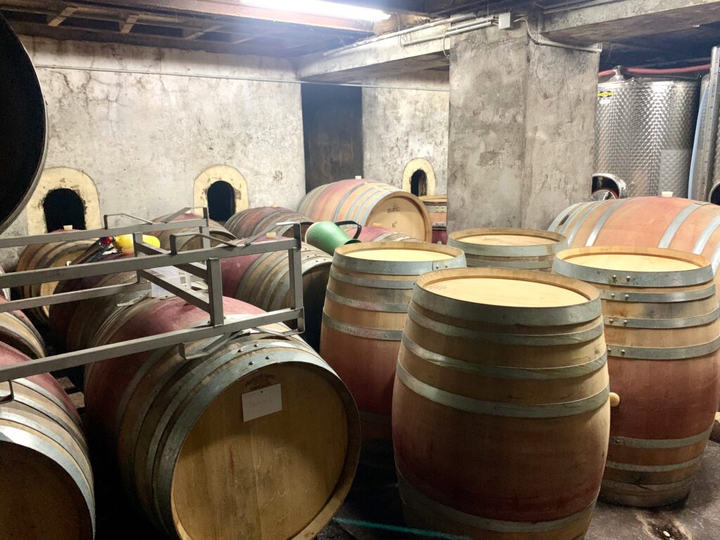 Keller von Weingut Gebrüder Bertram