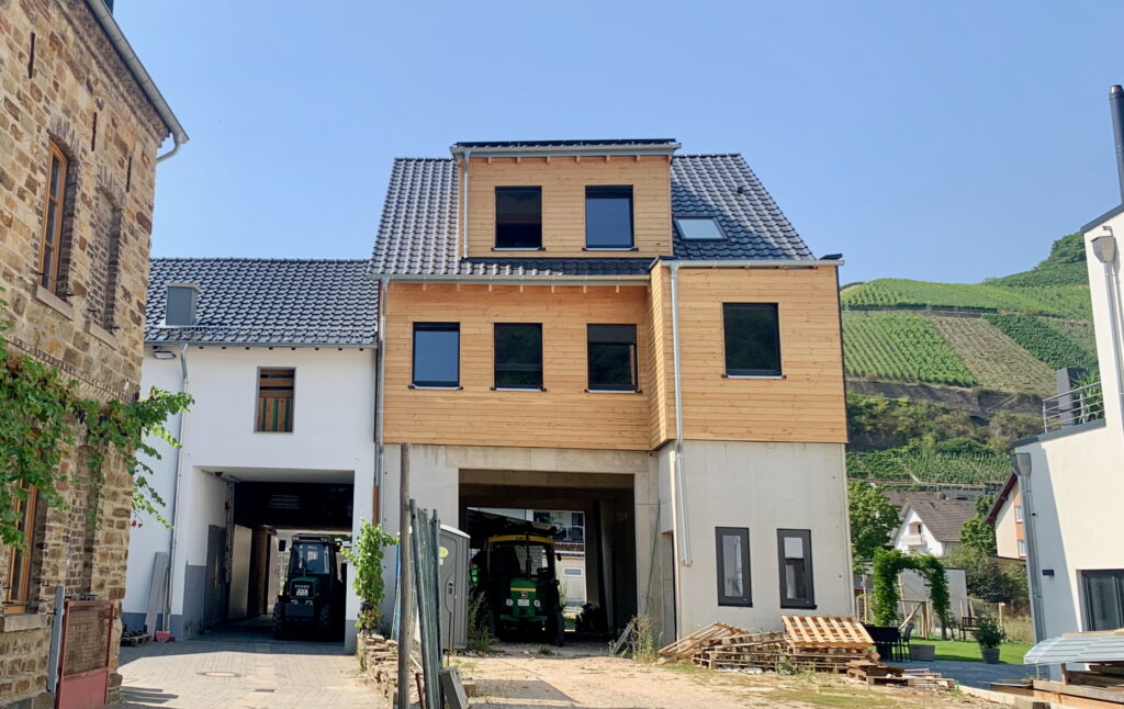 Keller von Weingut Gebrüder Bertram